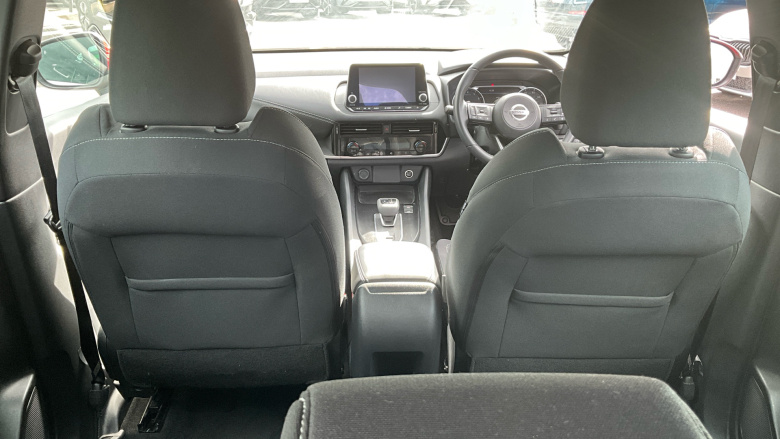 Nissan Qashqai 1.3 DiG-T MH 158 Acenta Premium 5dr Xtronic Petrol Hatchback
